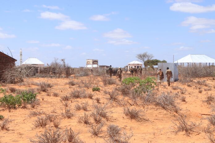 Government forces and allied clan militia have been fighting Al-Shabaab in Jicibow village on Saturday.