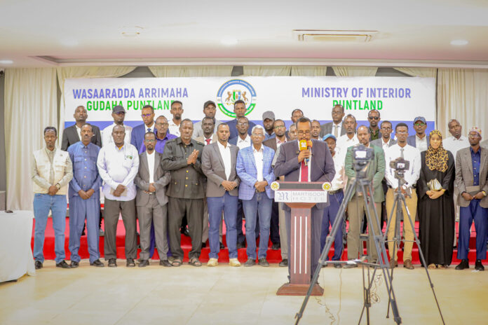 The Ministry of Interior, Federal Affairs, and Democratization of Puntland has successfully concluded a three-day conference held in Garowe from December 17 to 19, 2024.