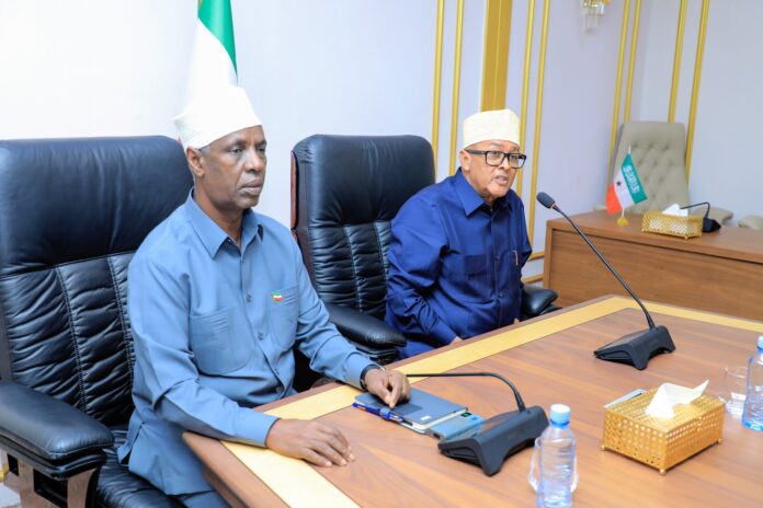 Somaliland president Abdirahman Irro and Deputy President Mohamed Aw-Ali Abdi during the Saturday meeting in Hargeisa.