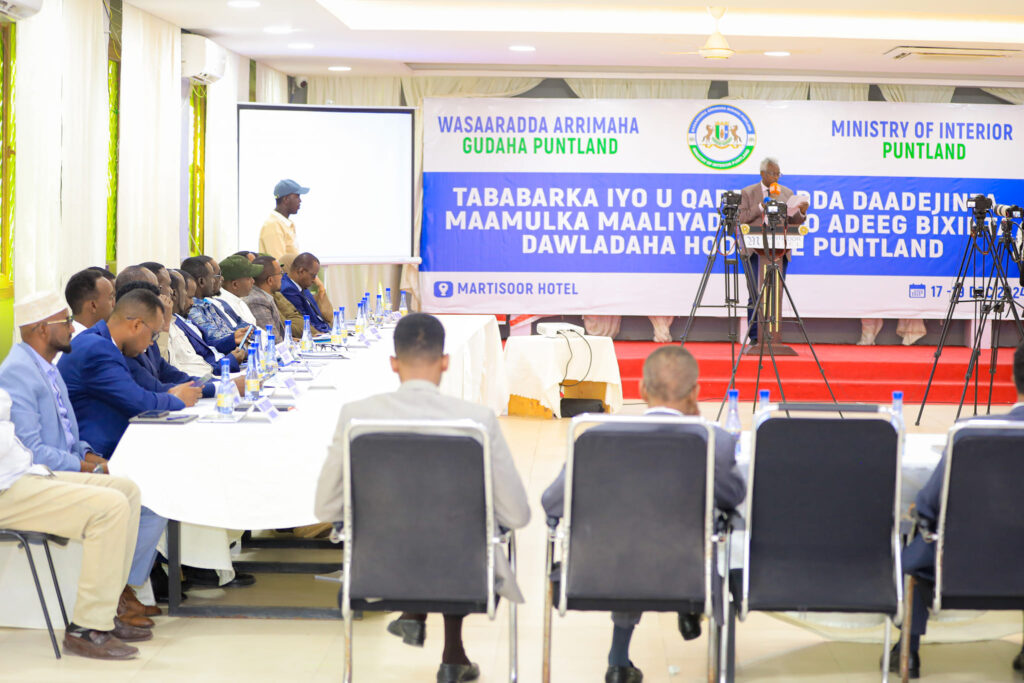 Puntland has launched deliberations to amend the Local Councils Law, commonly referred to as Law No. 7, aiming to strengthen decentralization and improve governance structures.