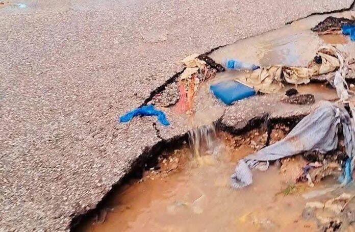 Climate Crisis Hits Mogadishu: Torrential rains with sweeping flooding on Friday killed 7 and displace over 200 families.