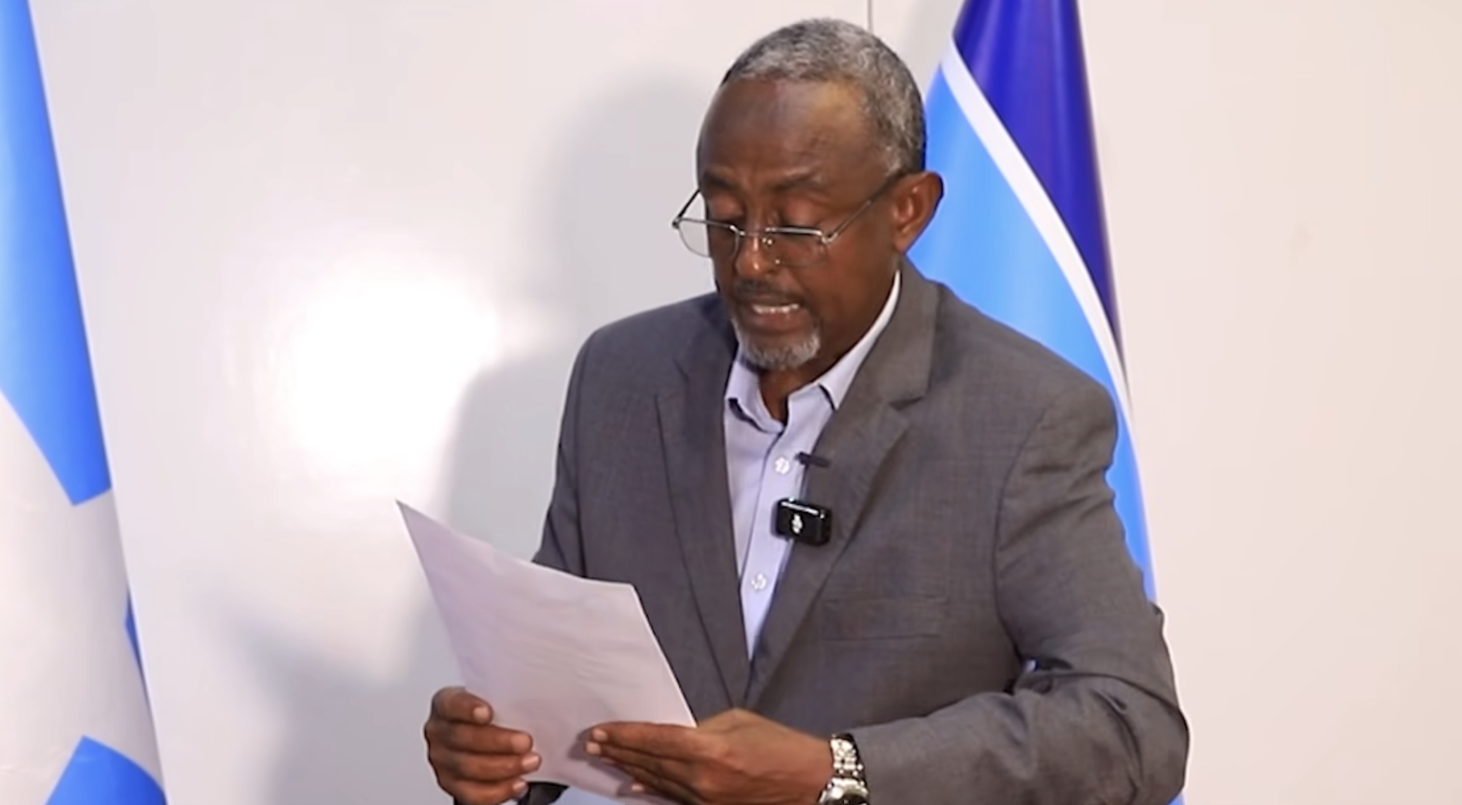 Mohamed Abdi Hamid, who claims to lead the Democratic Party for Change, a Mogadishu-based opposition movement refused the Southwest State remarks. Mohamed Abdi Hamid, who claims to lead the Democratic Party for Change, a Mogadishu-based opposition movement.