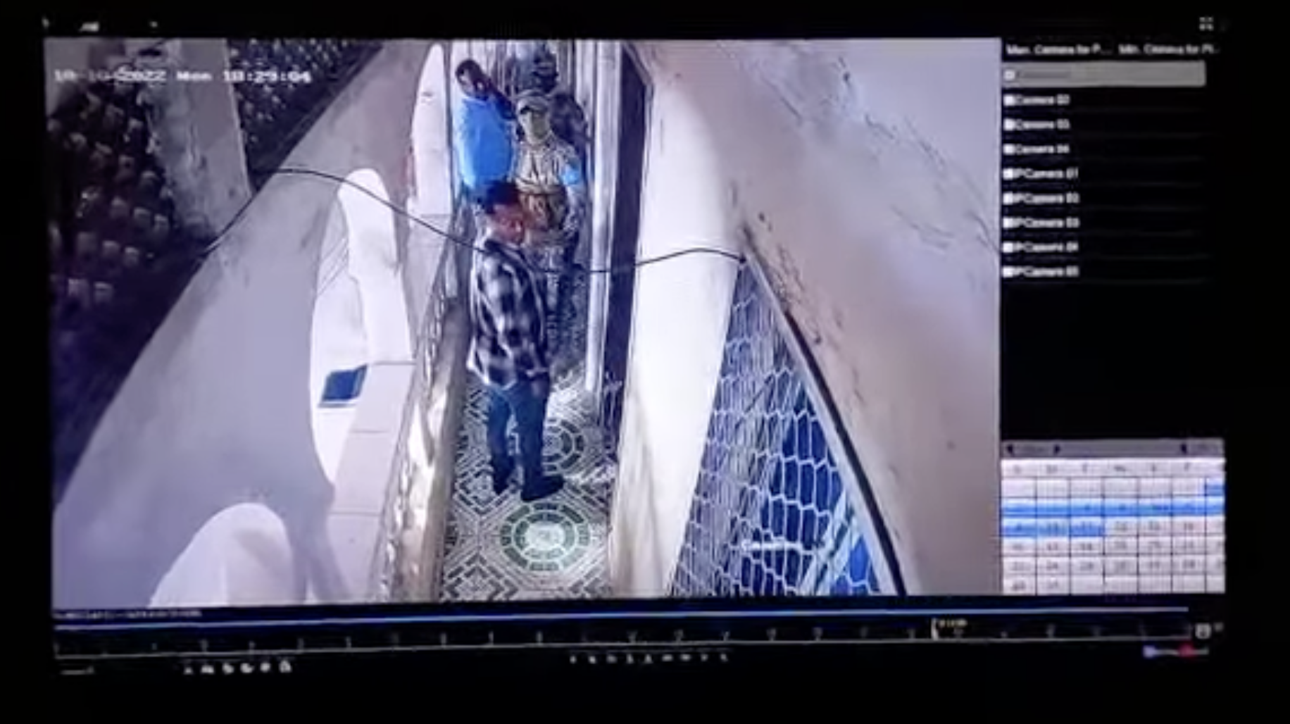 Photo: A screengrab from CCTV footage shows the moment NISA gunmen raided the SJS office in Mogadishu on October 10, 2022. Photo: A screengrab from CCTV footage shows the moment NISA gunmen raided the SJS office in Mogadishu on October 10, 2022.