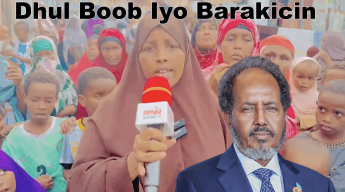 Women and children Protest Against Land-Grabbing Police Officers in Mogadishu.