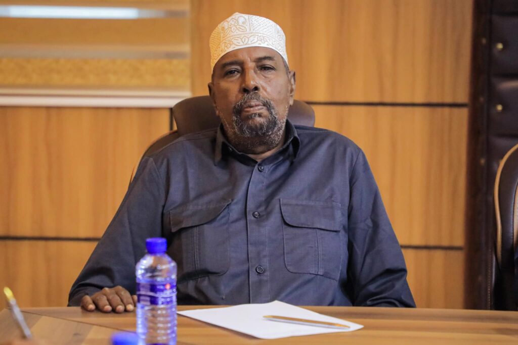 The Second Vice President of the Jubaland State, Abdiqadir Haji Mohamud (Lugadheere), has passed away in Nairobi, Kenya.