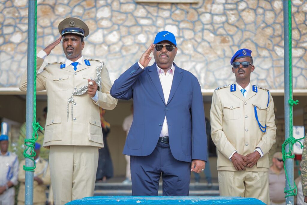 Puntland President Sa'id Abdullahi Deni (centre) has stated that Puntland needs strong defenses, warning that the region is facing attacks from multiple directions.