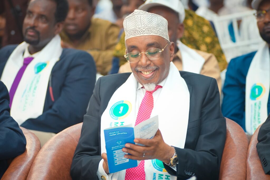Sharif Hassan Sheikh Aden on Tuesday announced the launch of a new political party in Mogadishu, just days after he and three other opposition figures struck a deal with President Hassan Sheikh Mohamud.