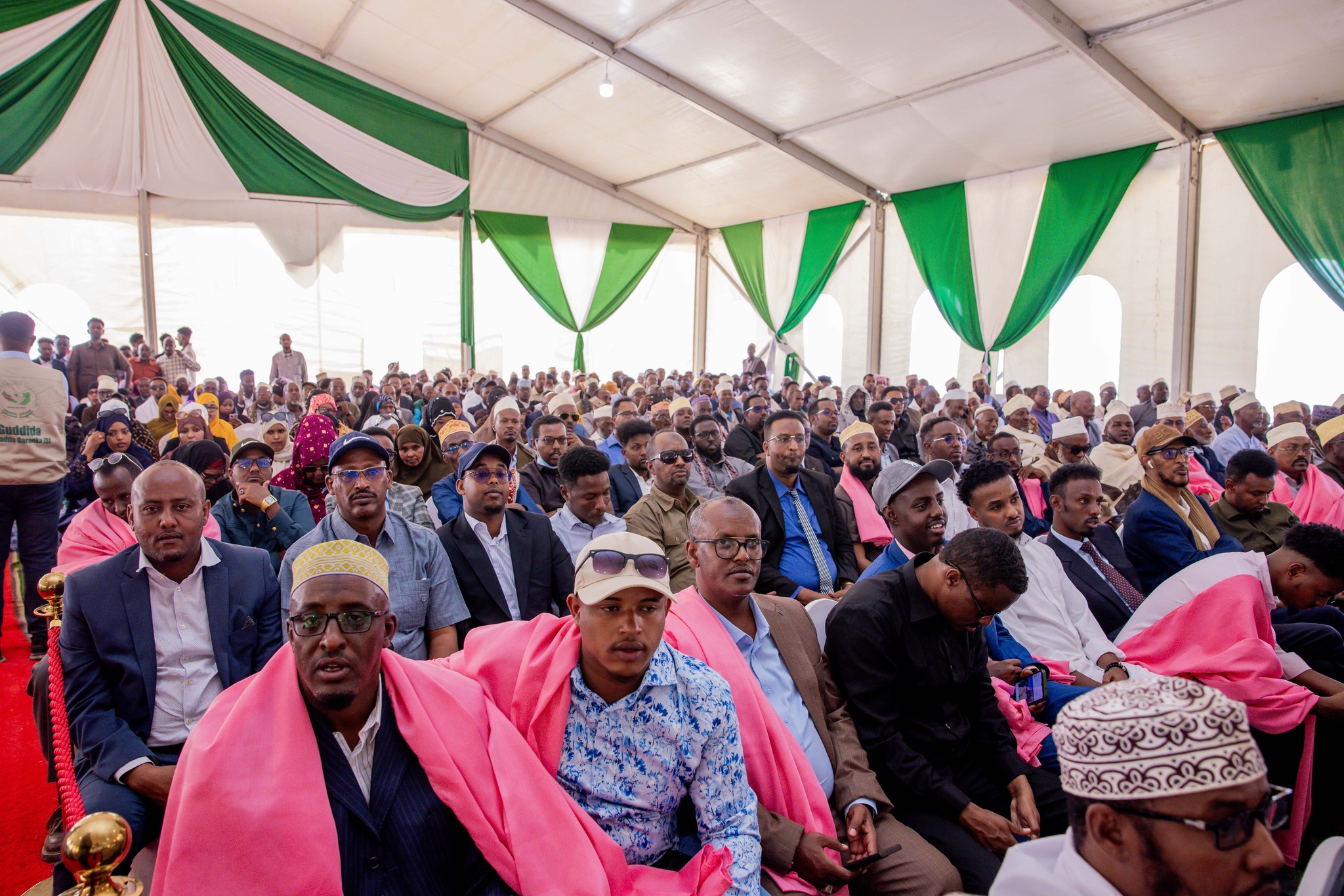 Peace deal reached in Sanaag region ending year-long conflict. 