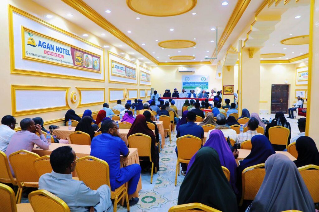 The monthly meeting of the Jubbaland Justice and Security Community was held in Kismayo and officially opened by the Jubbaland Minister of Internal Security
