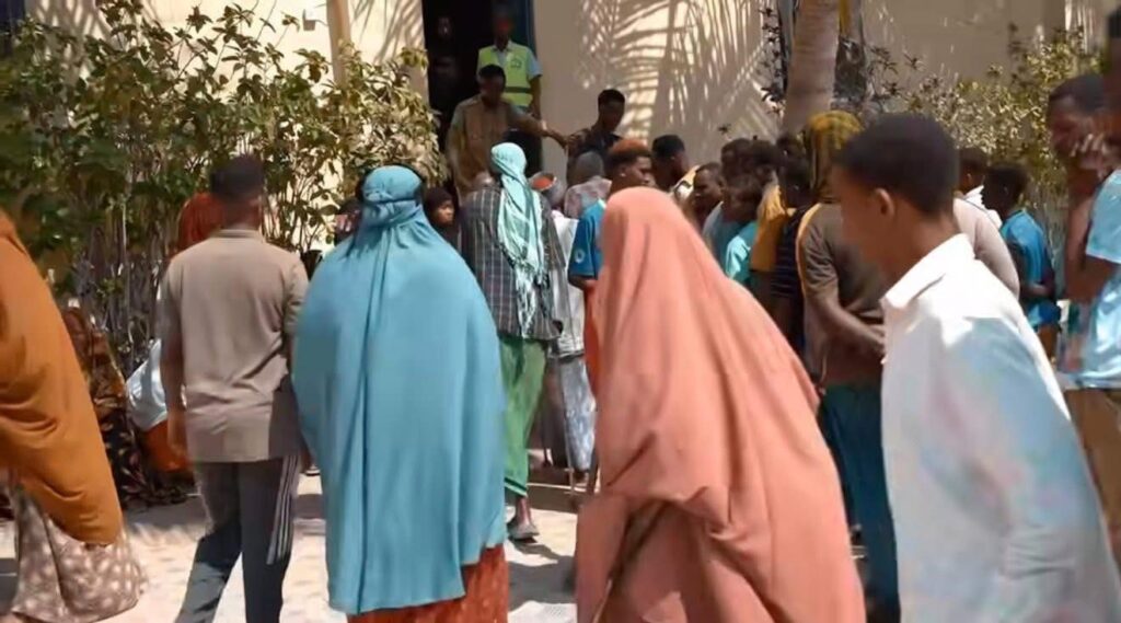 On 11 December, a bomb attack targeted a local school in the Dayniile neighborhood of Mogadishu, killing at least one person. Journalists who went to report on the attack were arrested. | PHOTO/private.