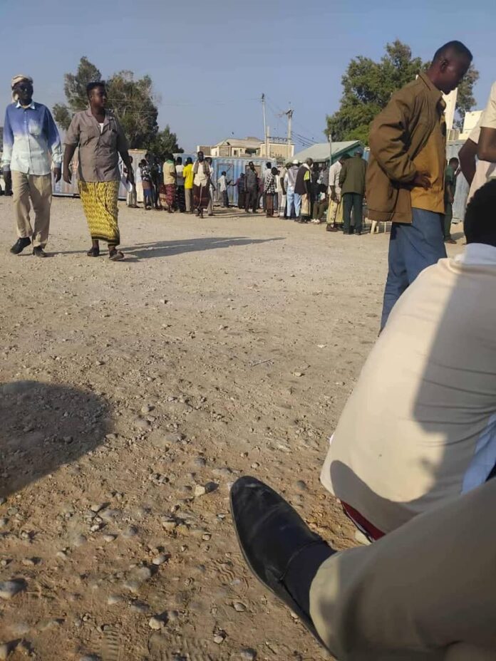 Operations at the Port of Bosaso completely came to a halt this morning after DP World issued an urgent order affecting all port workers