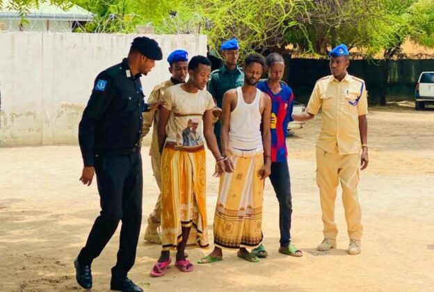 Jubaland Police conduct anti-drug operations in Dhoobley