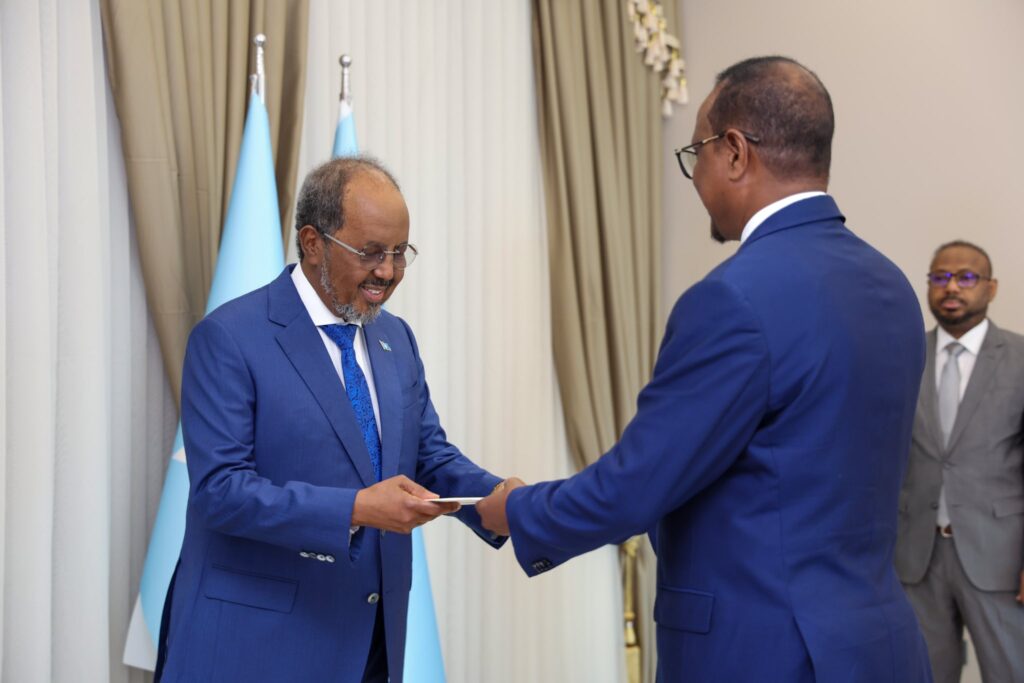 Hassan Sheikh Welcomes Djibouti’s Newly Appointed Ambassador