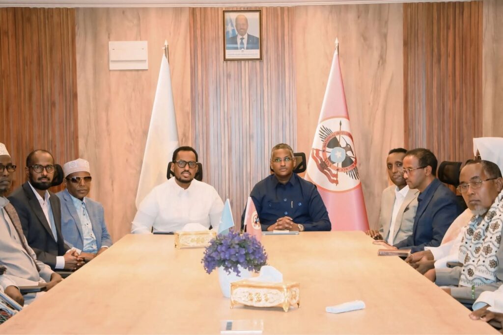 Somalia Electoral Commission Chair Faces Criticism After Appearing at Meeting Backing Galmudug Candidate