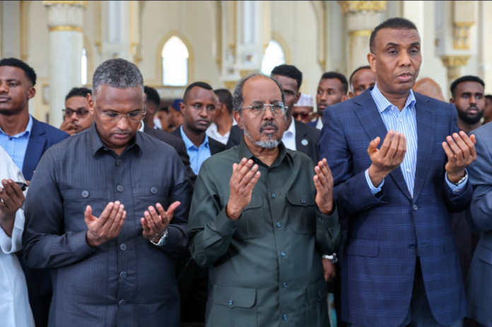 Hassan Sheikh Attends Funeral Prayer for Imam Mohamed