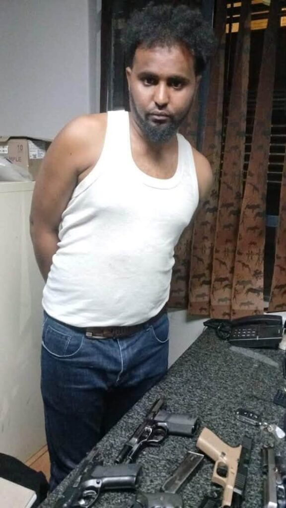 According to South African police, the suspect is believed to have been involved in illegal arms trafficking, allegedly supplying weapons to criminal groups involved in drug trafficking and armed robberies.