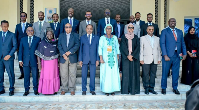 Somalia Hosts East African Lawmakers