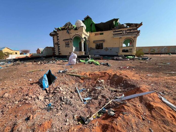 The bombing, which hit a residential area in Doolow on Thursday night, killed at least one person and injured several others.